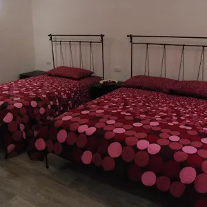 Konukevi Zefiro, Floransa